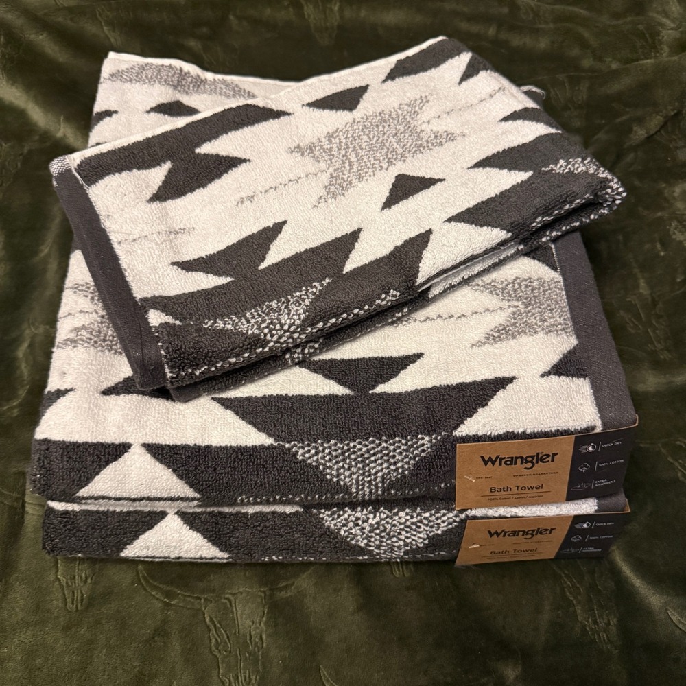 Wrangler Bath Towel Set Unisex 3 Piece Gray NWT Macro Geo Geometric Cotton